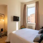 Relais Giulia 141